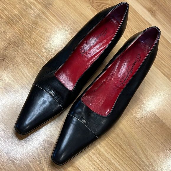 Santoni Black Leather Heels with Red Interior - Picture 1 of 5